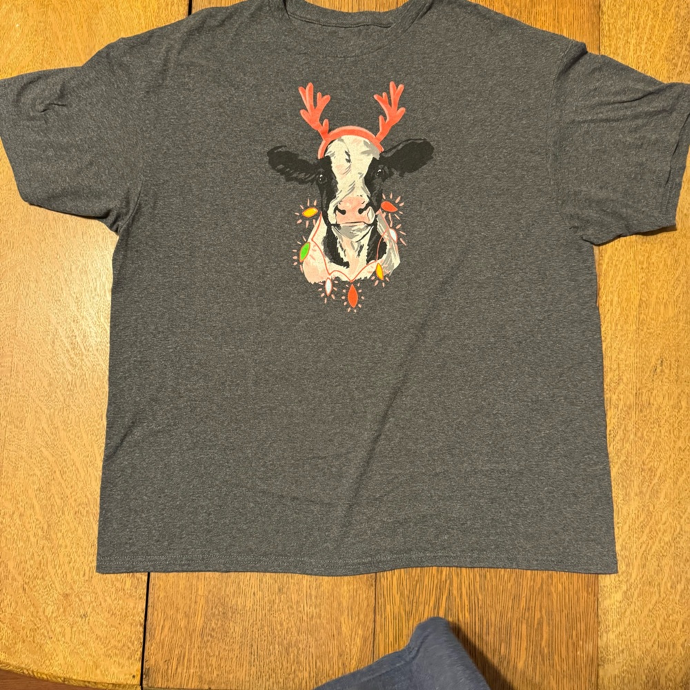 Ladies T-shirt for you lovers out there extra large